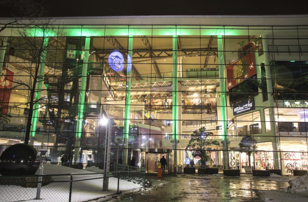 Investing into energy efficient shopping